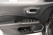 2020 Jeep Compass Limited 4x4 4dr SUV - photothumb 12