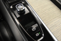 2022 Volvo XC60 B5 Inscription AWD 4dr SUV - photothumb 17