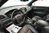 2019 Chrysler 300 S AWD 4dr Sedan - photothumb 11