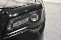 2019 Chrysler 300 S AWD 4dr Sedan - photothumb 8