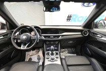 2023 Alfa Romeo Stelvio Veloce AWD 4dr Crossover - photothumb 18