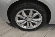 2018 Chevrolet Impala LT 4dr Sedan - photothumb 9