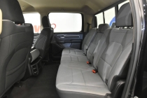 2020 RAM 1500 Big Horn 4x4 4dr Crew Cab 5.6 ft. SB Pickup - photothumb 13