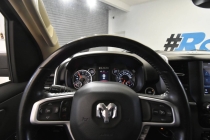 2020 RAM 1500 Big Horn 4x4 4dr Crew Cab 5.6 ft. SB Pickup - photothumb 23