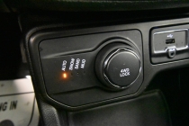 2020 Jeep Renegade Altitude 4x4 4dr SUV - photothumb 19