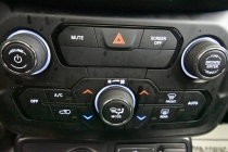 2020 Jeep Renegade Altitude 4x4 4dr SUV - photothumb 20