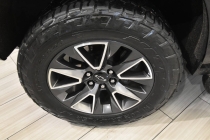 2022 Chevrolet Suburban Z71 4x4 4dr SUV - photothumb 9