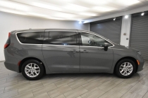 2023 Chrysler Pacifica Touring L 4dr Mini Van - photothumb 5