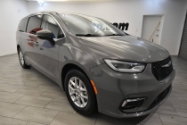 2023 Chrysler Pacifica Touring L 4dr Mini Van - photothumb 6