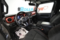 2022 Jeep Gladiator Rubicon 4x4 4dr Crew Cab 5.0 ft. SB - photothumb 11