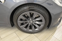 2020 Tesla Model S Long Range AWD 4dr Liftback - photothumb 9