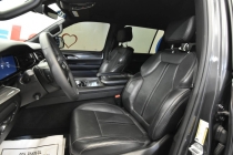 2022 Jeep Wagoneer Series II 4x4 4dr SUV - photothumb 10