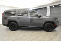 2022 Jeep Wagoneer Series II 4x4 4dr SUV - photothumb 5