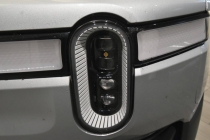 2023 Rivian R1S Launch Edition AWD 4dr SUV - photothumb 8