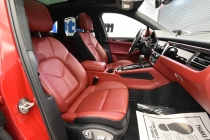 2022 Porsche Macan S AWD 4dr SUV - photothumb 16
