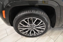 2022 Jeep Grand Cherokee L Summit Reserve 4x4 4dr SUV - photothumb 9