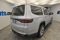 2022 Jeep Wagoneer Series II 4x4 4dr SUV - photothumb 4