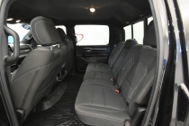 2019 RAM 1500 Big Horn 4x4 4dr Crew Cab 5.6 ft. SB Pickup - photothumb 13