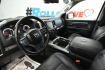 2017 RAM 1500 Night 4x4 4dr Crew Cab 5.5 ft. SB Pickup - photothumb 11