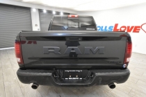 2017 RAM 1500 Night 4x4 4dr Crew Cab 5.5 ft. SB Pickup - photothumb 3