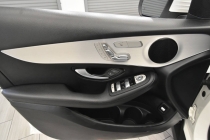 2022 Mercedes-Benz GLC GLC 300 4MATIC AWD 4dr SUV - photothumb 12