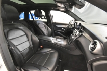 2022 Mercedes-Benz GLC GLC 300 4MATIC AWD 4dr SUV - photothumb 14