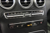 2022 Mercedes-Benz GLC GLC 300 4MATIC AWD 4dr SUV - photothumb 19