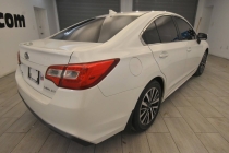 2018 Subaru Legacy 2.5i Premium AWD 4dr Sedan - photothumb 4