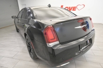 2019 Chrysler 300 S 4dr Sedan - photothumb 2