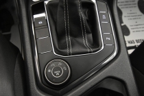 2022 Volkswagen Tiguan SE R Line Black 4Motion AWD 4dr SUV - photothumb 18
