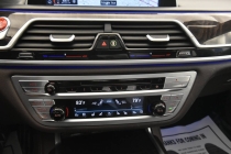 2018 BMW 7 Series 750i xDrive AWD 4dr Sedan - photothumb 24