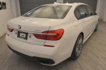 2018 BMW 7 Series 750i xDrive AWD 4dr Sedan - photothumb 4