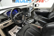 2024 Chrysler Pacifica Touring L 4dr Mini Van - photothumb 11