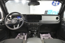 2025 Jeep Wrangler Sahara 4xe 4x4 4dr SUV - photothumb 18