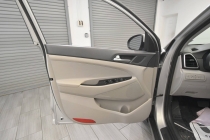 2021 Hyundai Tucson SEL AWD 4dr SUV - photothumb 14