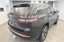 2023 Jeep Grand Cherokee 4xe 4x4 4dr SUV - photothumb 4