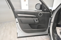 2022 Land Rover Discovery P360 HSE R Dynamic AWD 4dr SUV - photothumb 14