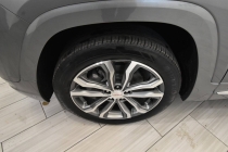 2020 GMC Terrain Denali 4x4 4dr SUV - photothumb 9