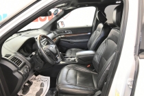 2018 Ford Explorer Platinum AWD 4dr SUV - photothumb 13