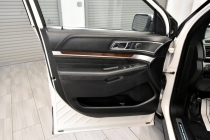 2018 Ford Explorer Platinum AWD 4dr SUV - photothumb 14