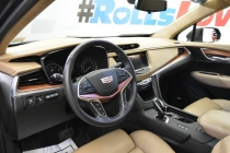 2017 Cadillac XT5 Platinum 4x4 4dr SUV - photothumb 10