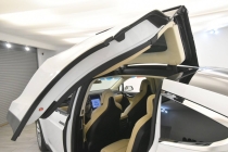 2017 Tesla Model X - photothumb 19