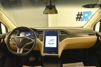 2017 Tesla Model X - photothumb 29