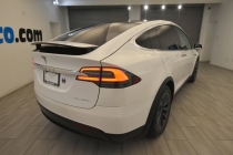 2019 Tesla Model X Long Range AWD 4dr SUV - photothumb 4