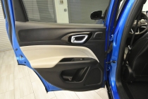 2023 Jeep Compass Limited 4x4 4dr SUV - photothumb 17