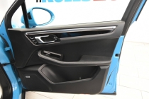 2022 Porsche Macan Base AWD 4dr SUV - photothumb 19