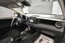 2017 Toyota RAV4 LE AWD 4dr SUV - photothumb 17