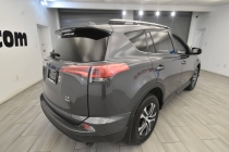 2017 Toyota RAV4 LE AWD 4dr SUV - photothumb 4