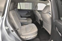 2024 Toyota Highlander XLE AWD 4dr SUV - photothumb 22