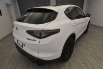 2021 Alfa Romeo Stelvio Ti Sport AWD 4dr Crossover - photothumb 4
